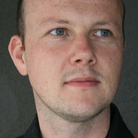 Simon Aeppli headshot